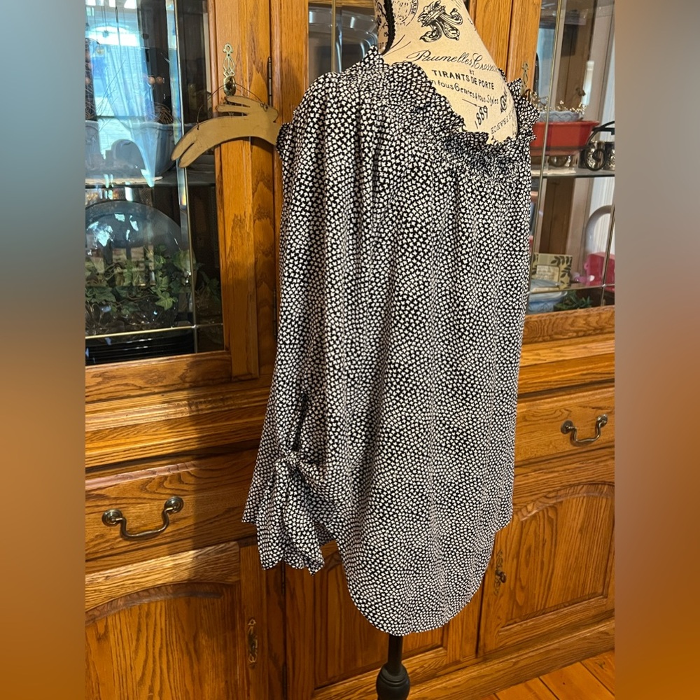 Michael Kors Breezy On/Off Shoulder Top 1X -NWT ⛱️ - Picture 6 of 12